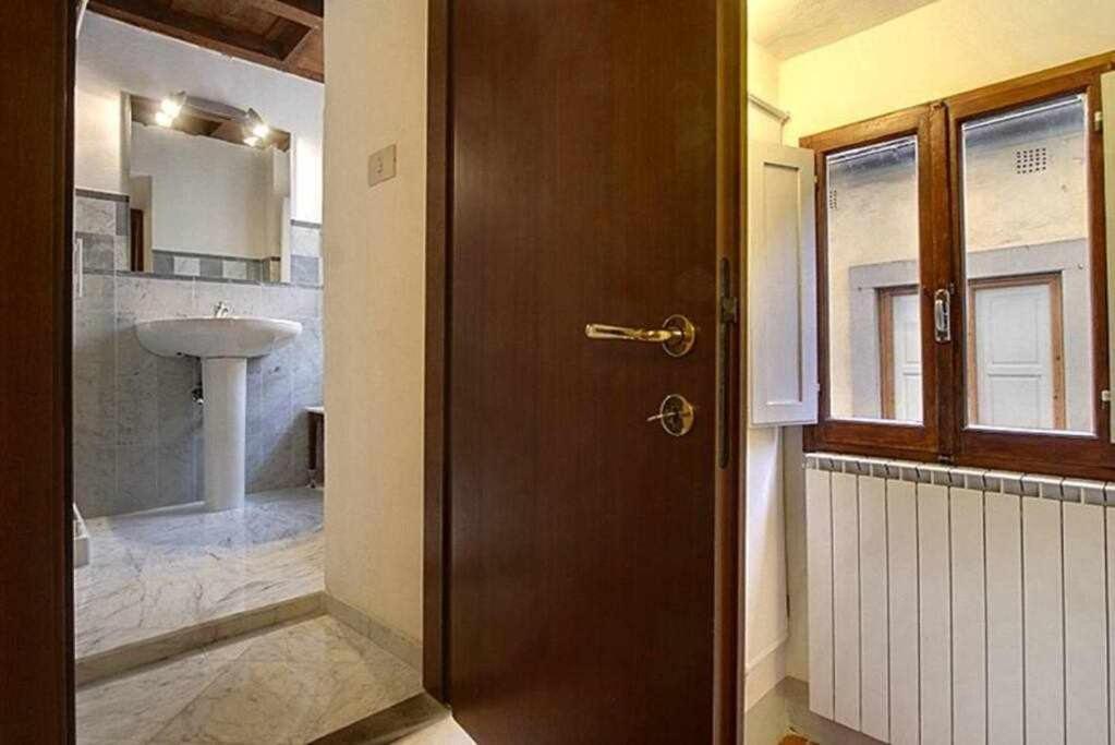 Ferienwohnung Panzani Rustico Vicino Santa Maria Novella Florenz Exterior foto